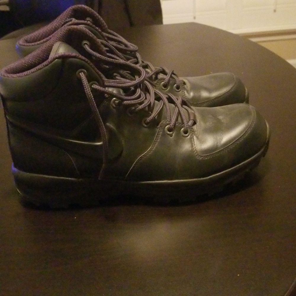 Nike ACG boots